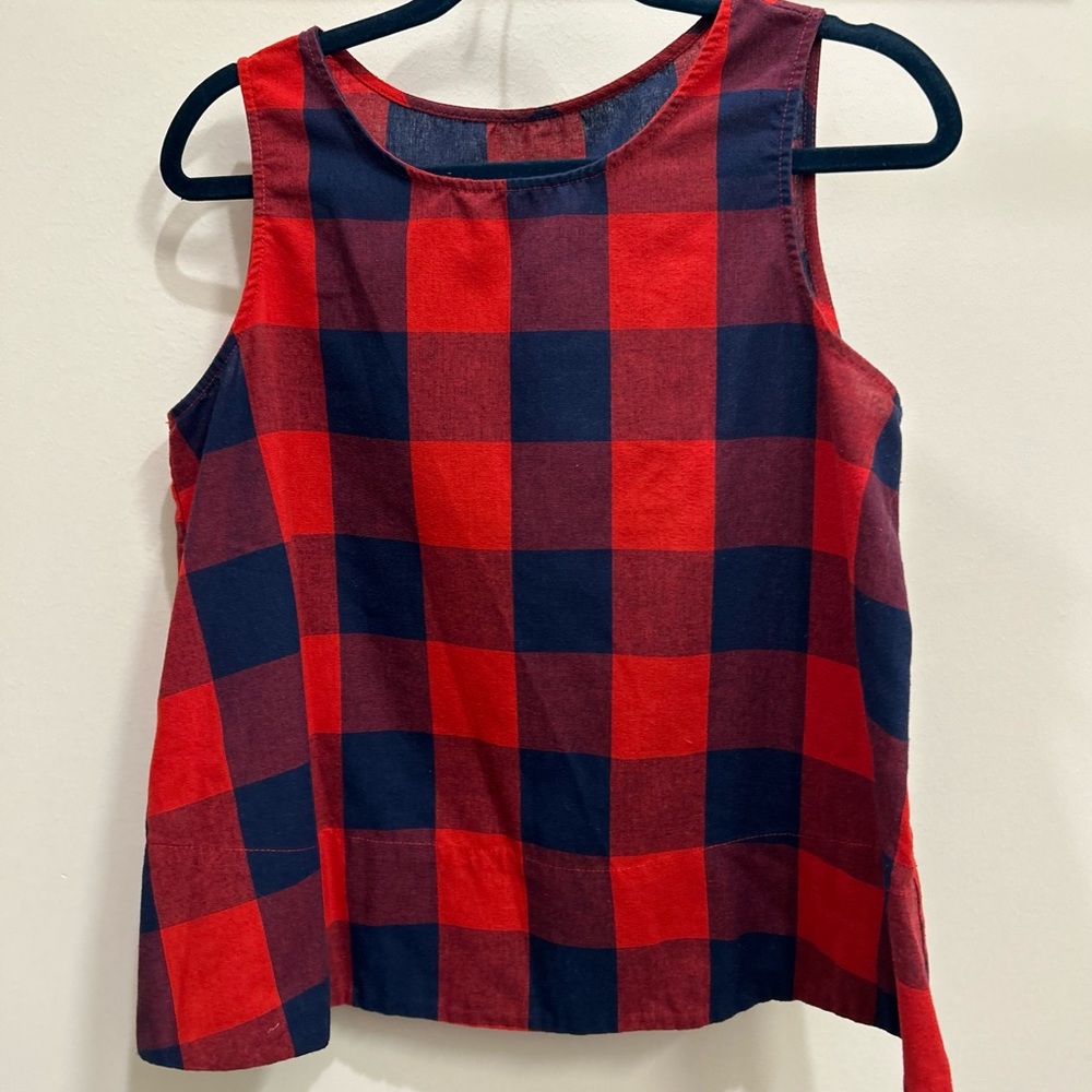 Sleeveless Plaid Top